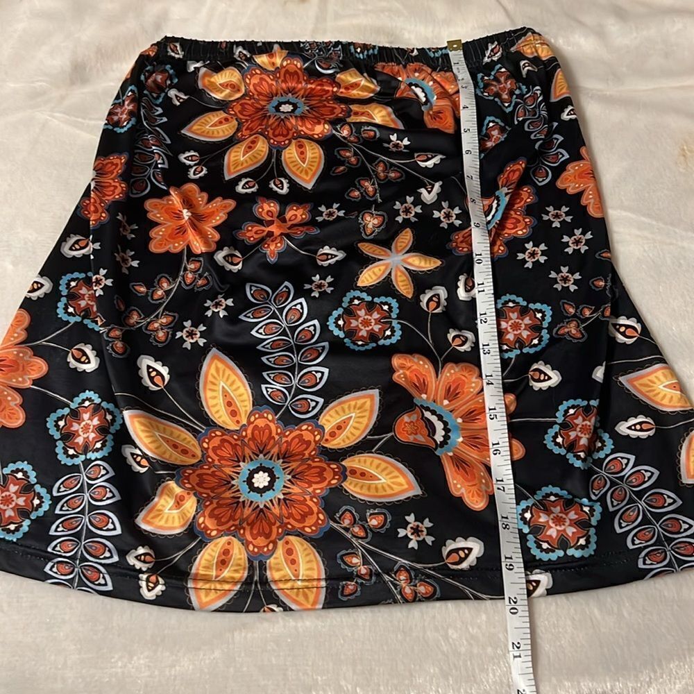 Temu Floral Tube Top - Picture 3 of 4